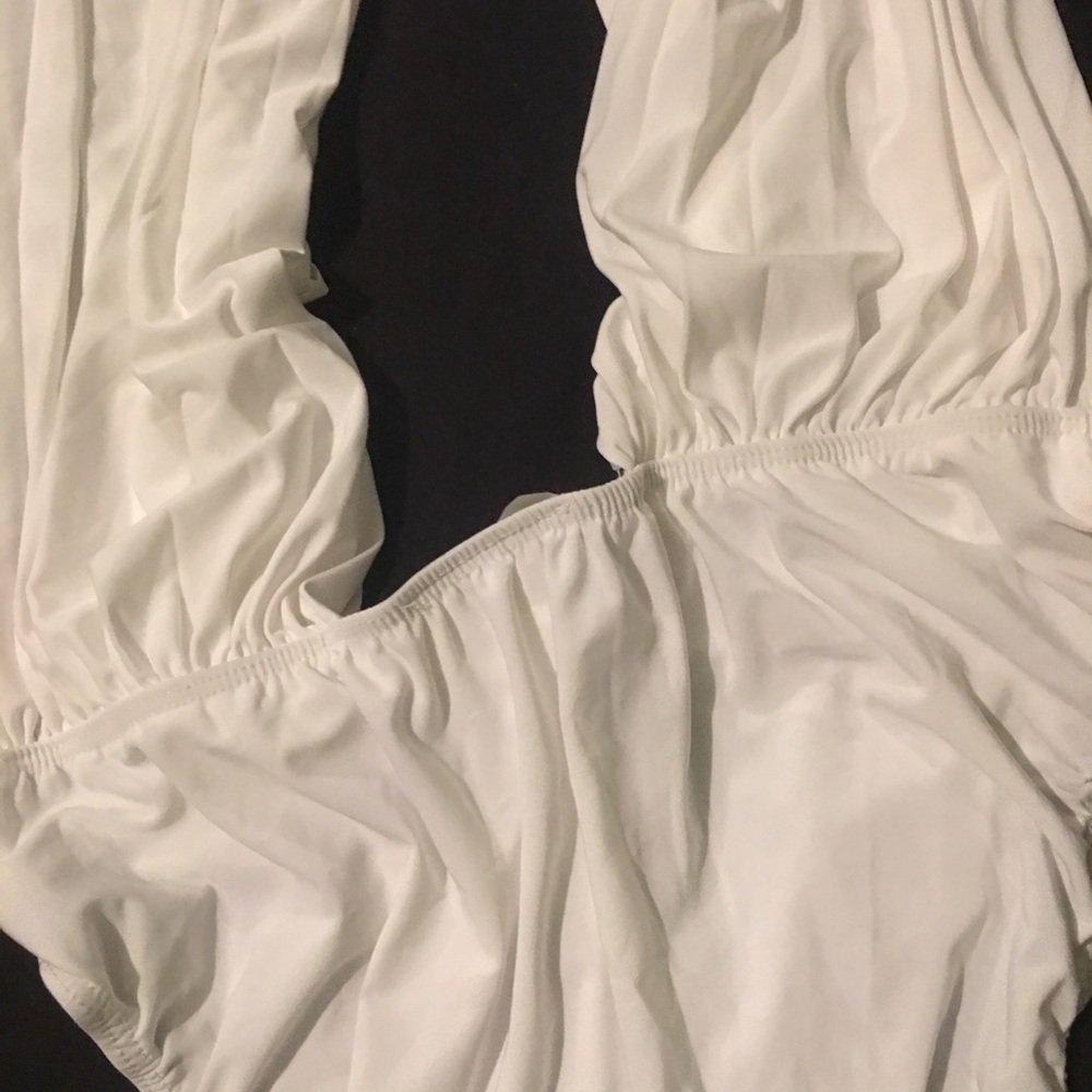 Backless top - Picture 6 of 7